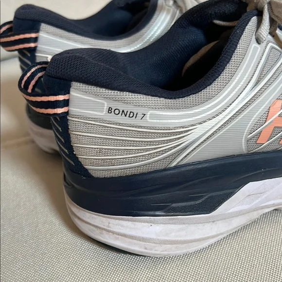 Hoka One One Bondi 7 Womens US Size 8 Running Walking Shoes Gray 1110519 - Picture 2 of 15